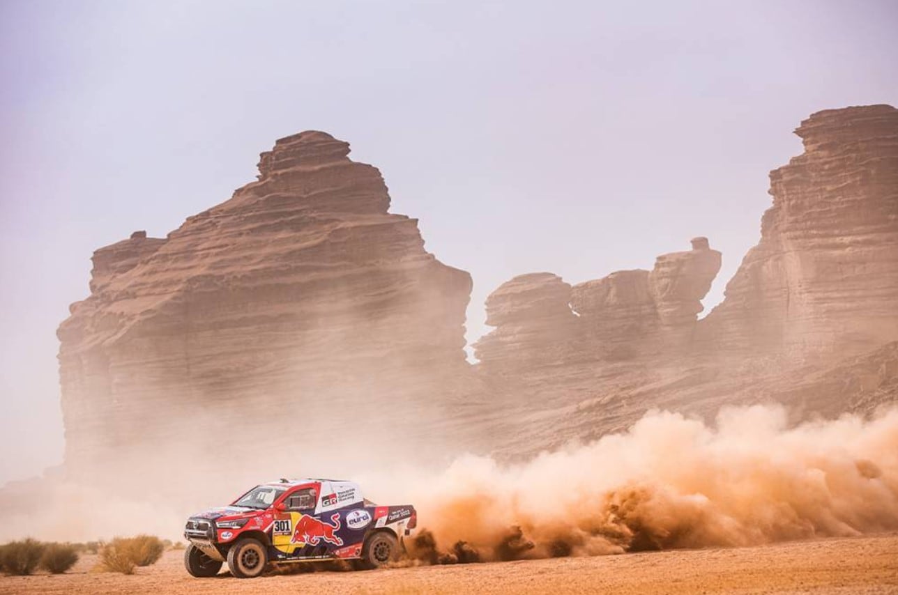 Nasser Al- Attiyah ganó la penúltima etapa del Dakar 2021 entre los autos y Anton Shibalov festejó entre los camiones.