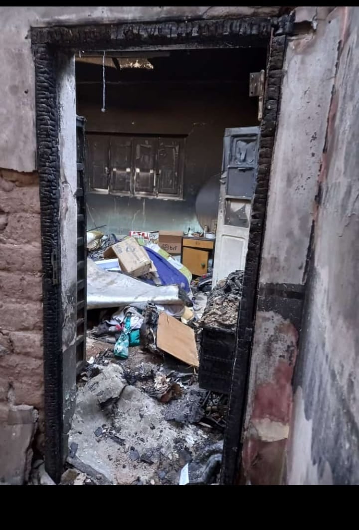 Una familia de Guaymallén perdió su casa en un incendio y necesitan ayuda para reconstruirla. Foto: Belén Fragapane.