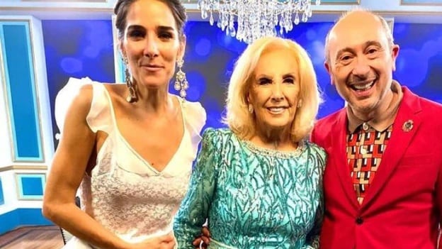 Juana Viale, Mirtha Legrand y Claudio Cosano