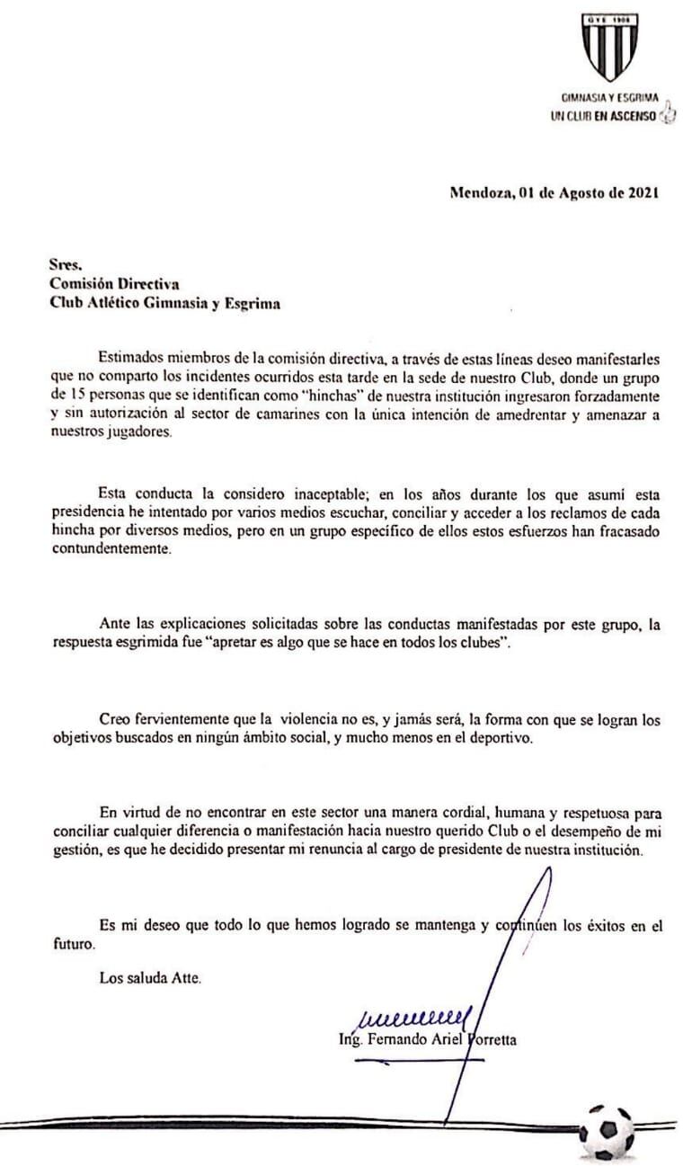 El titular del Mensana, le confirmó a Los Andes instantes después de haber terminado el cruce frente a Quilmes, “no tengo ganas de seguir”, esto se debió al cruce de algunos barras que estaban en el estadio. 