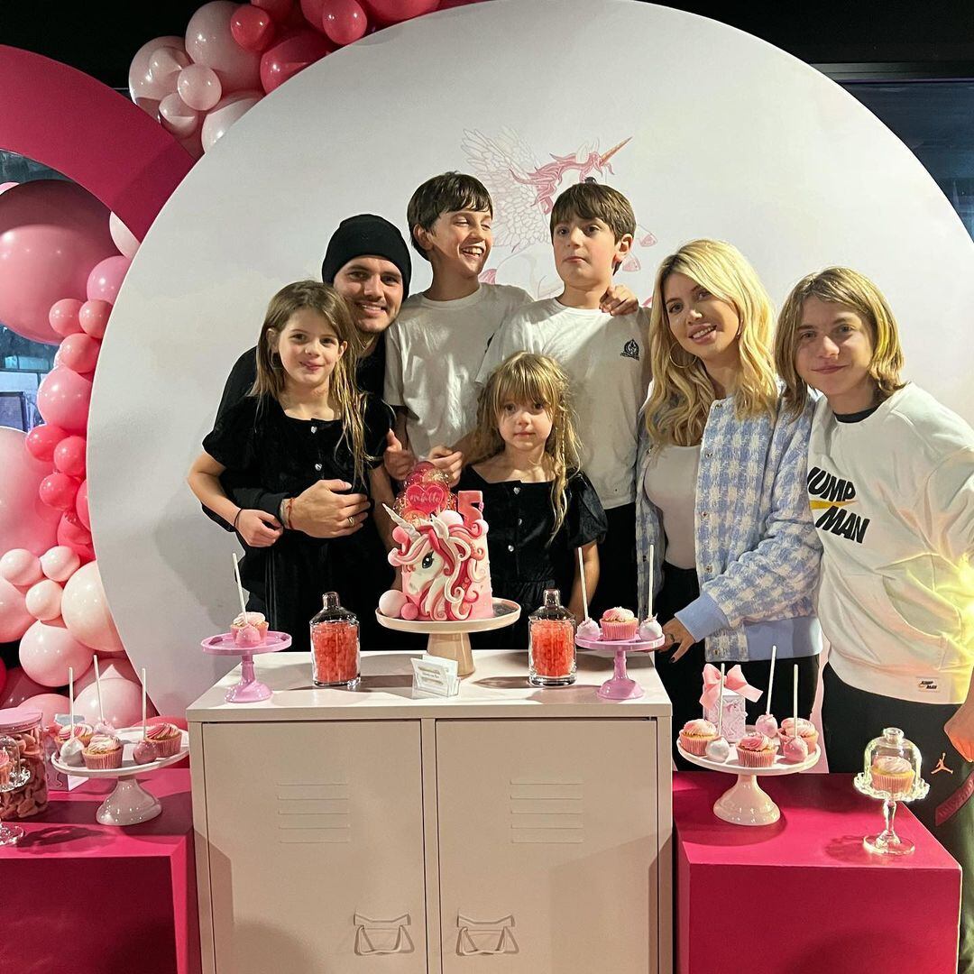 La familia de Wanda se reunió para celebrar el cumpleaños de su hija menor.