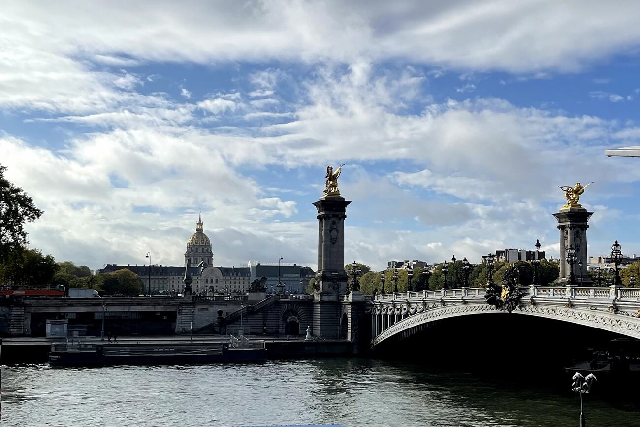 El Pont y el Hôtel National des Invalides desde el otro margen del Sena. (Foto: Nicolás Arzani)