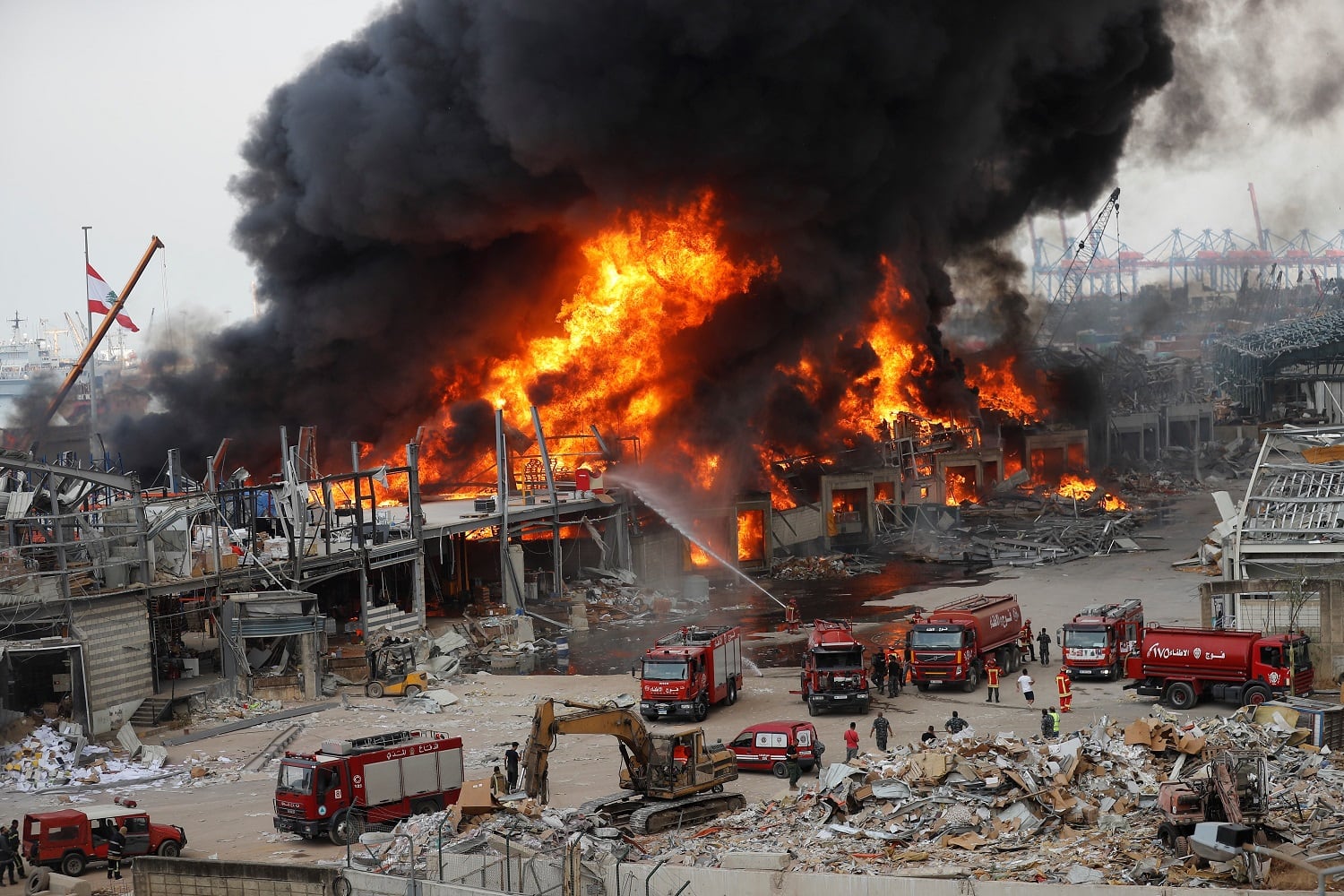 Incendio en el puerto de Beirut, Líbano - 