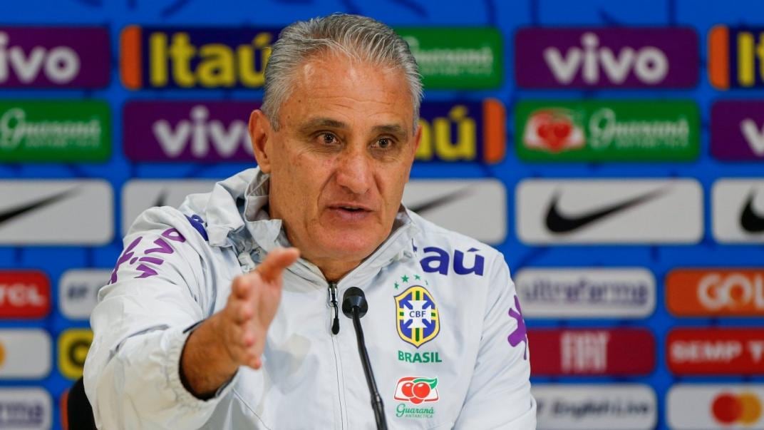 Tité, DT de Brasil, apoya la posición del plantel. 