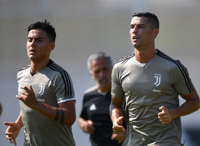 Dybala y Ronaldo, dos de los apuntados en la Juve. / archivo 