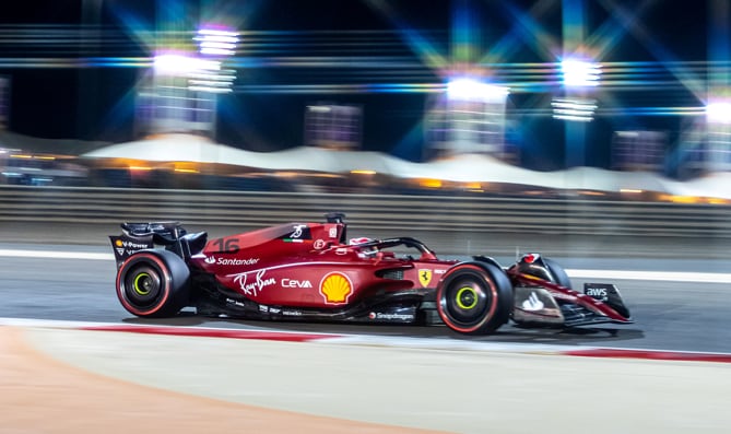 F1: Leclerc logró la primera pole de la temporada 2022