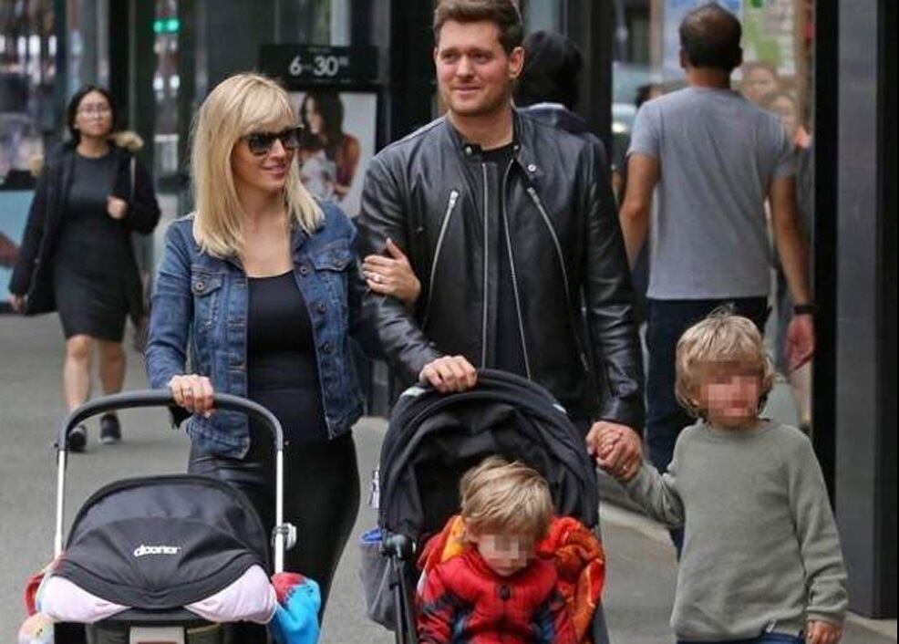 El cantante Michael Bublé dijo que sería más exitoso si no tuviera esposa e hijos: “Para mí fue difícil”,