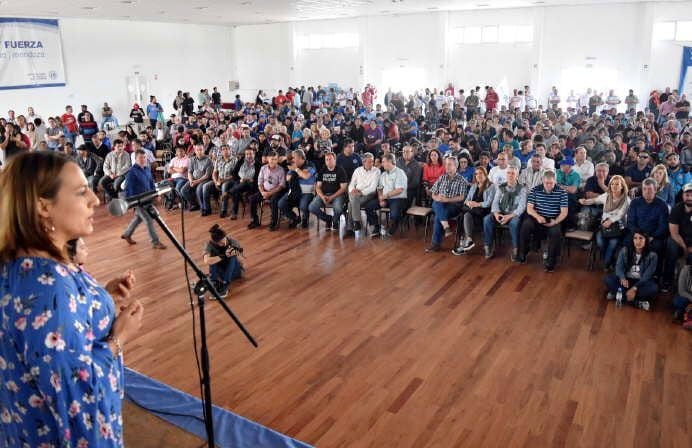 
    No todos unidos. El sábado hubo un encuentro con ausentes. - Gentileza
   