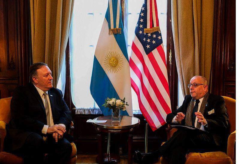 
Cancilleres. Pompeo se reunió ayer Jorge Faurie. Dijo que Hezbollah fue responsable del atentado.  | AFP
   