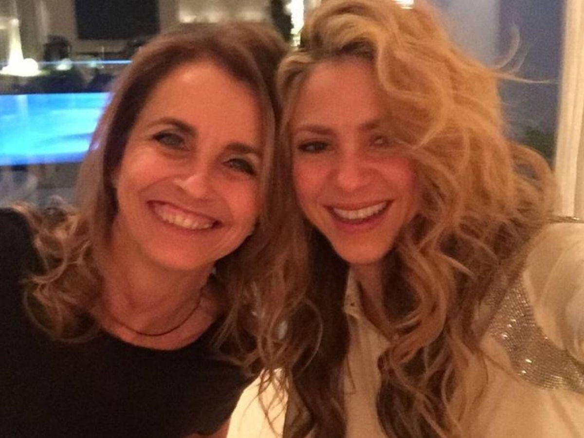 Regresó la bruja en el balcón de la casa de Shakira, apunta a la de sus exsuegros