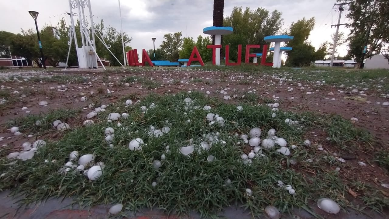 Villa Atuel fue una de las localidades donde más granizo cayó. - Gentileza