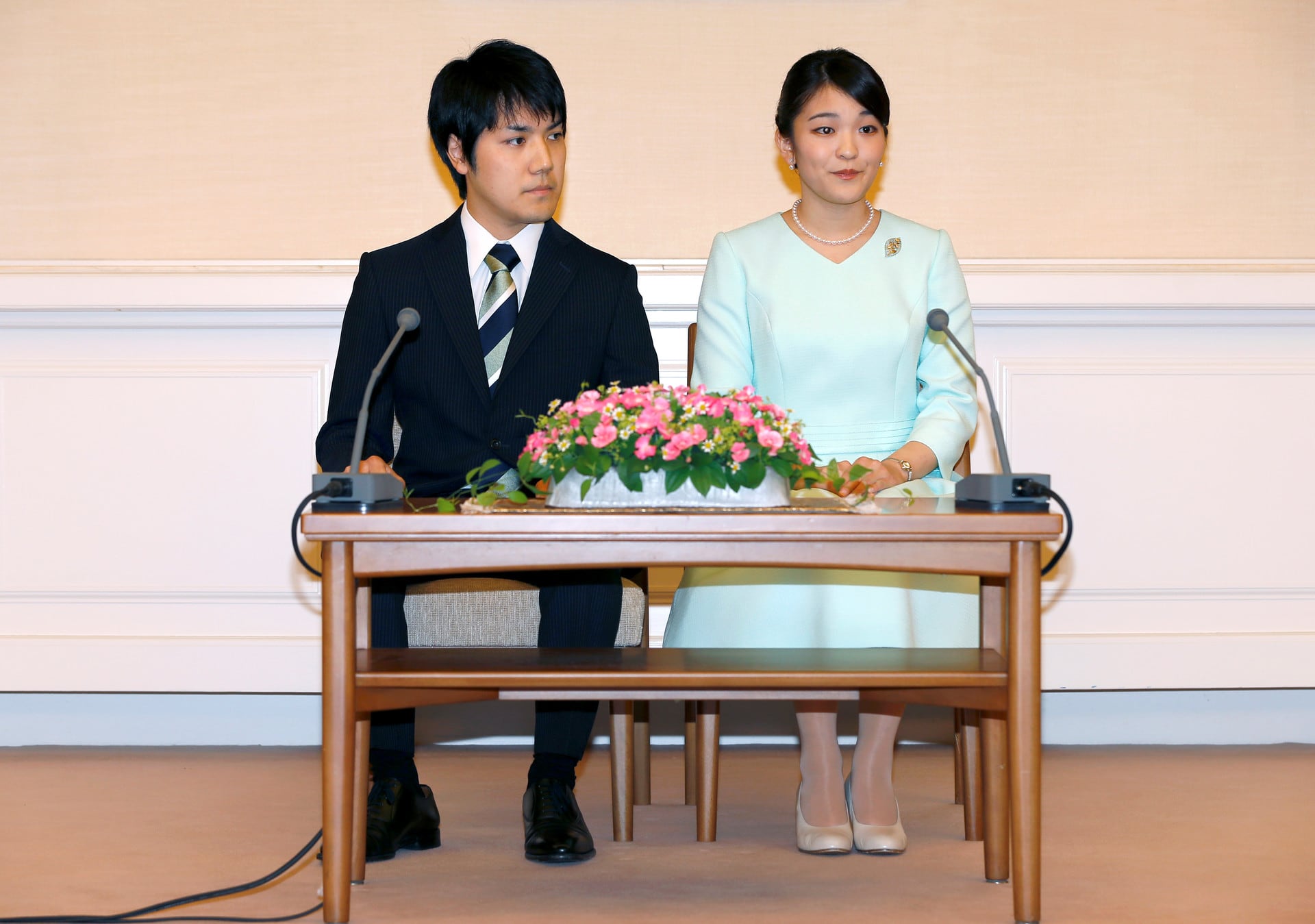 La princesa Mako se casó con su novio Kei Komuro, perdió la herencia equivalente a 1 millón de dólares y la posibilidad de heredar el trono.