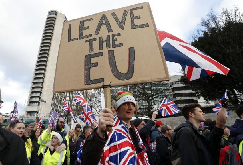 
Londres fue otra vez ayer el escenario de marchas a favor y en contra del Brexit | AP
   