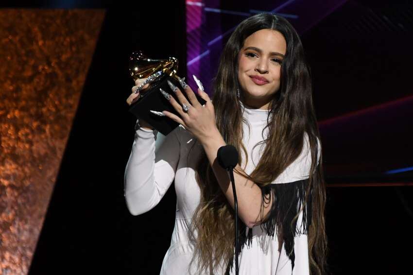 
Rosalía. Hizo historia con su álbum flamenco experimental.  | AFP
   