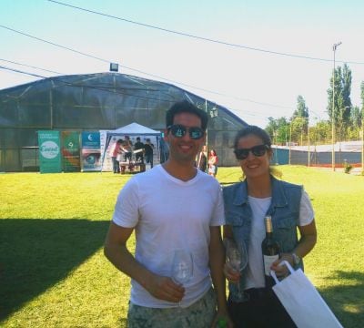 
    Facundo Moya y Gloria Bilen con sus premios.
   