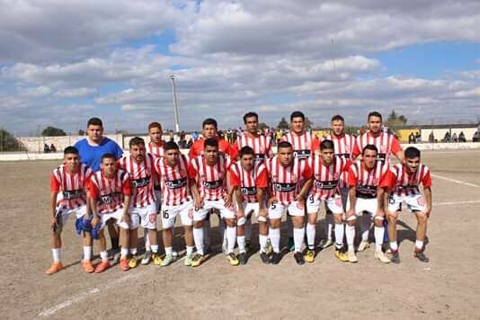 
Goleada. Imagen de los citados que le ganaron 3-0 a Argentino, y lograron el ascenso. | Gentileza
   