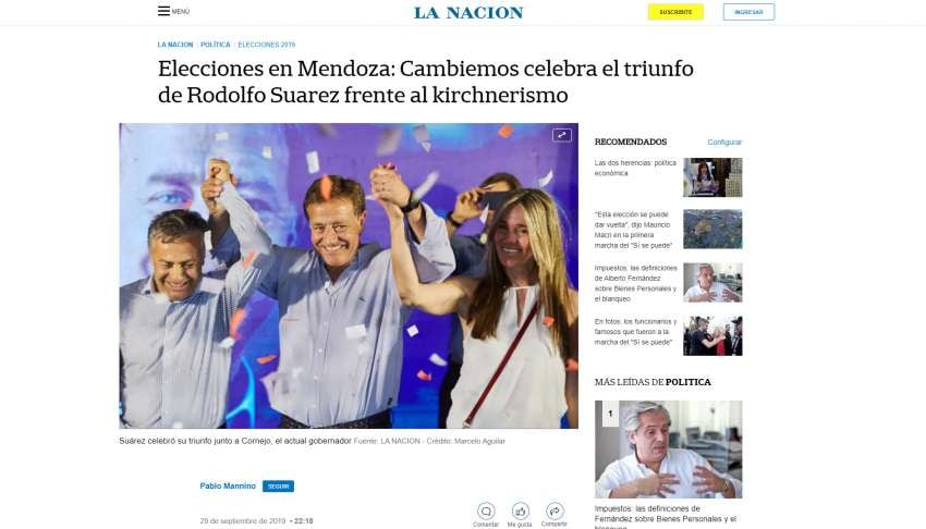 
    Imagen. La Nación le dio preponderancia a la foto del festejo.
   