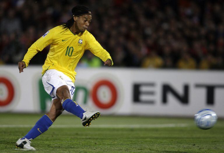 Ronaldinho anunció su retiro del fútbol\u002E (Foto: AP Photo/Roberto Candia)\u002E