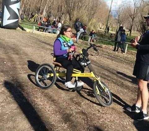 
Bici tuneada. Su elemento de competencia debió ser mejorada. | Gentileza
   