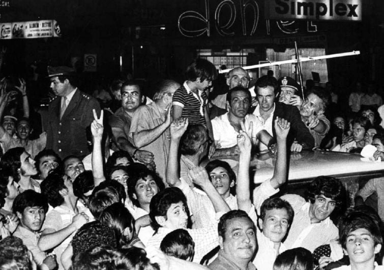 
    Su pelea con Fuji fue la número 90 de su carrera profesional, defendió la corona en seis oportunidades y la perdió en 1972 con Alfonso Frazer.
   