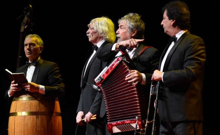 
Siempre vigente. Les Luthiers tiene gurada la taquilla en Mendoz | Archivo / Los Andes
   