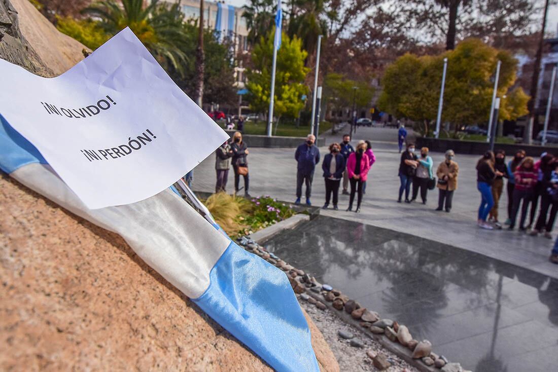 También se hicieron presente los reclamos por el manejo de la pandemia.