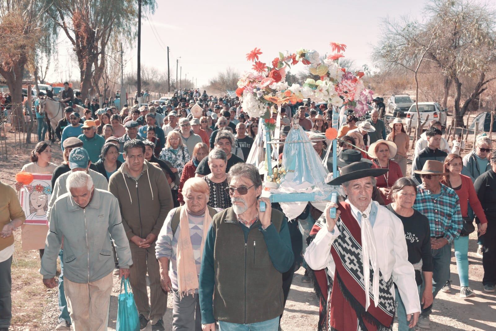 Imágenes de las distintas peregrinaciones que se han realizado en la localidad.