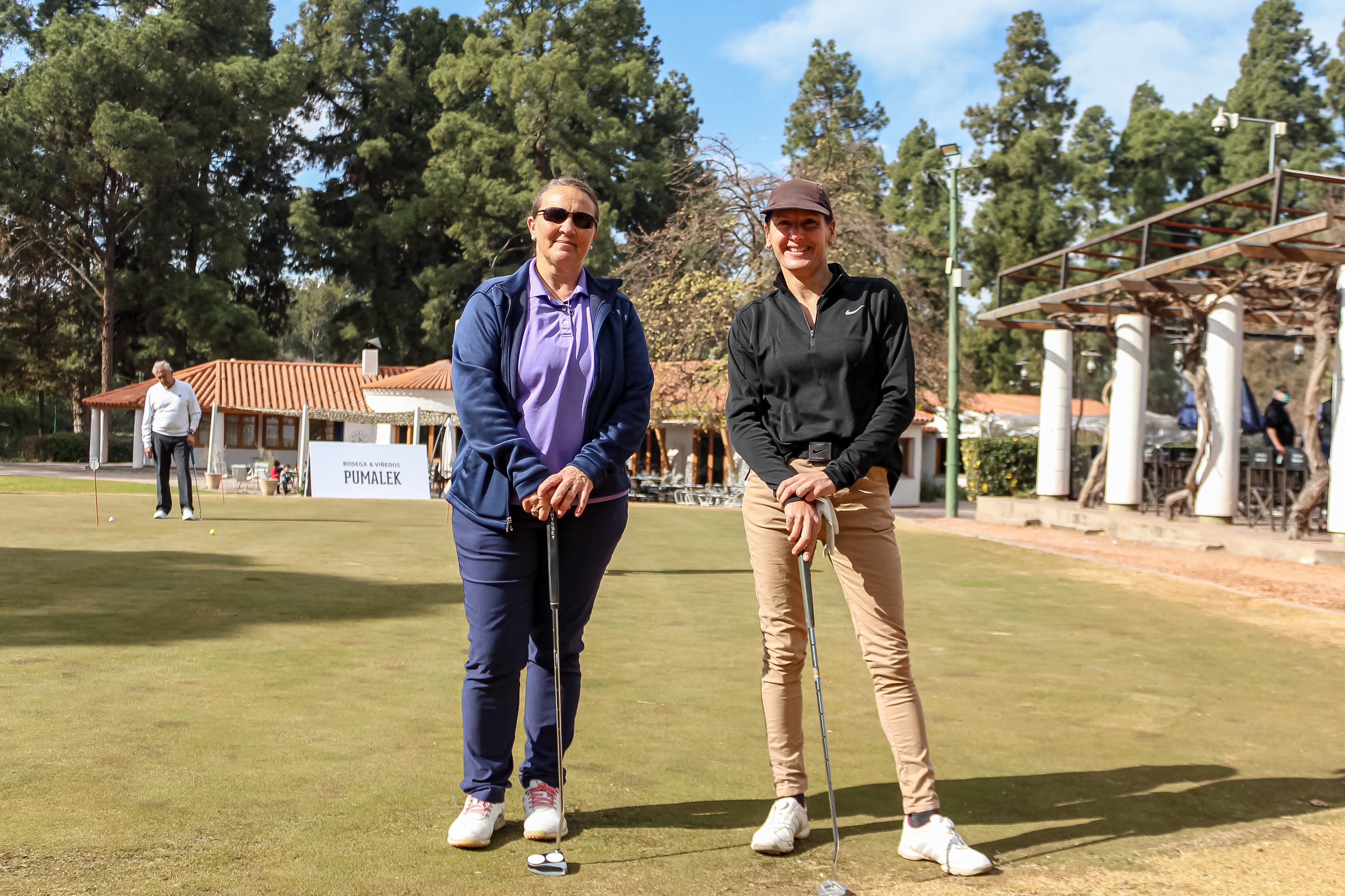 Alejandra Suter y Paula Cattáneo.

