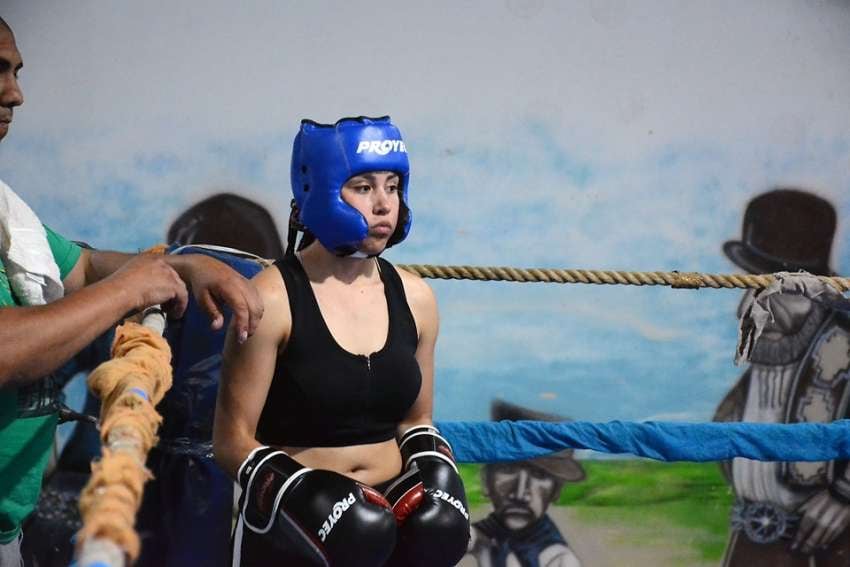 
Pardas. Para Gaby Brizuela en su combate ante Villafañe (San Juan). | Gentileza
   