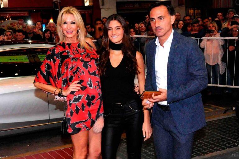 Yanina, Lola y Diego Latorre