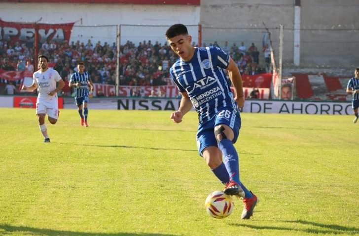 
    Juan Brunetta, el mejor jugador tombino en la pasada Superliga. / Gentileza
   