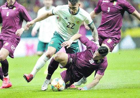 
    De lo mejor. Junto a Messi, Lautaro Martínez fue lo más rescatable de la Argentina. El Toro marcó el único tanto de su equipo.
   