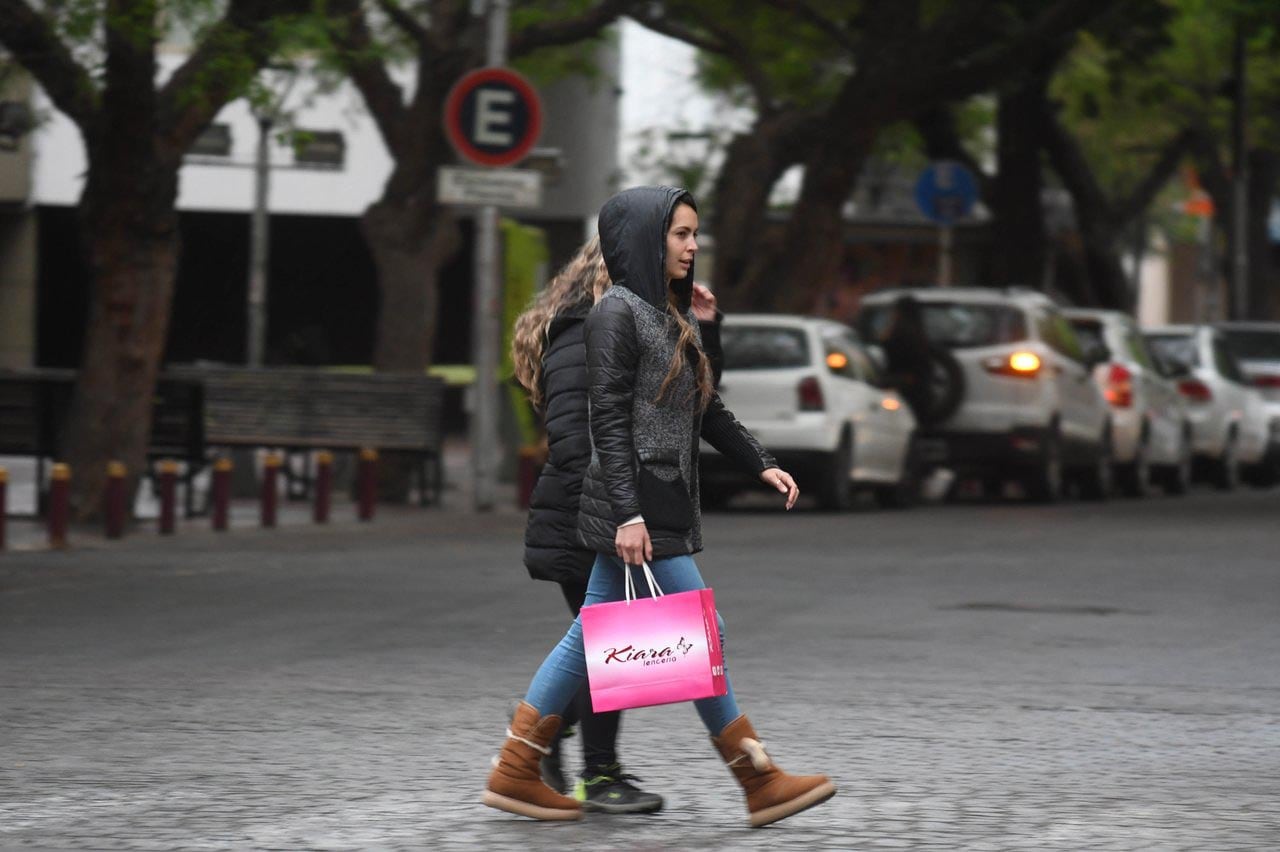 Una masa de aire polar trae bajas temperaturas Mendoza. Foto: José Gutierrez / Los Andes