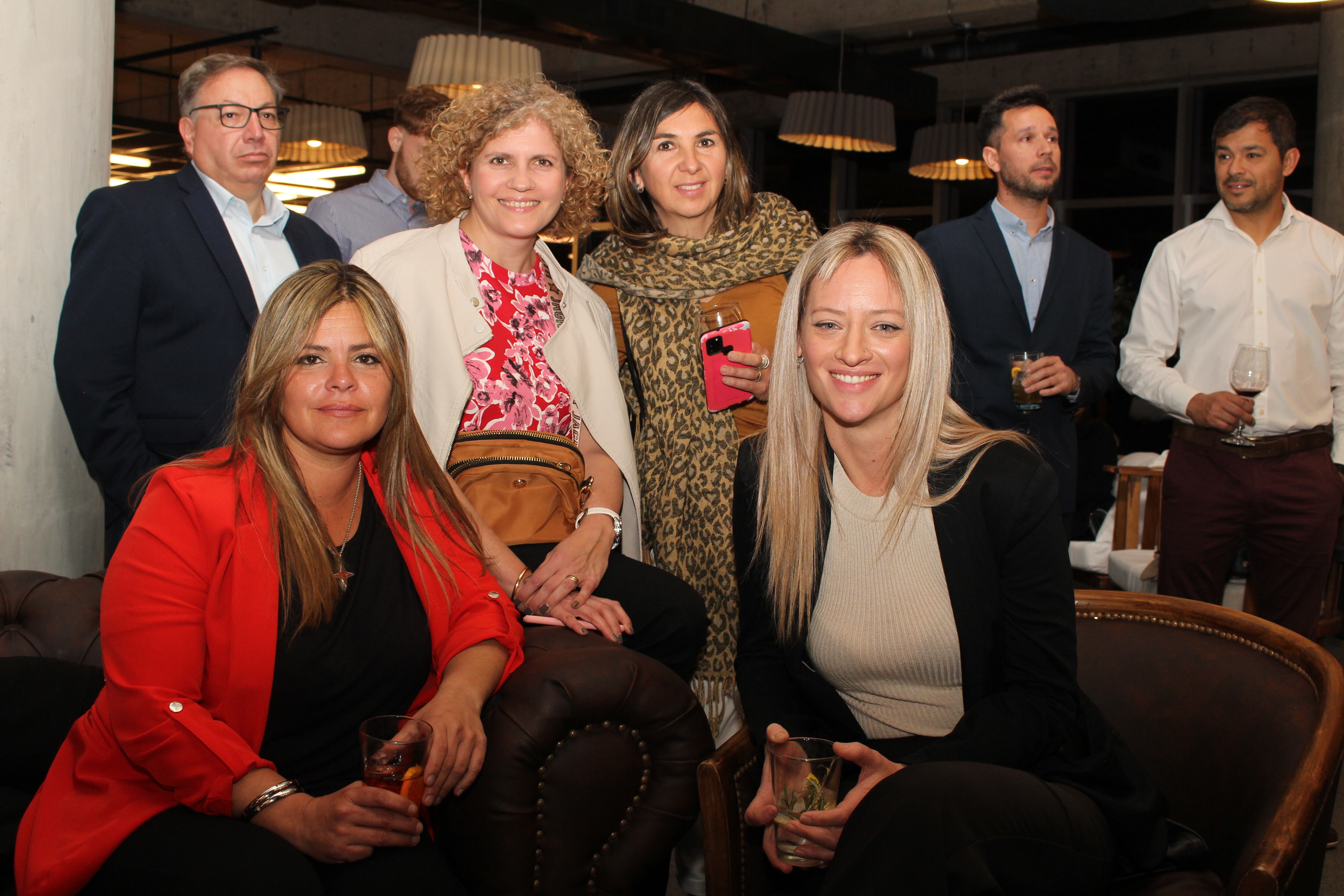 Gimena Ghione, Amalia Svetlicic, Evangelina Romero y Evangelina Anacabo.