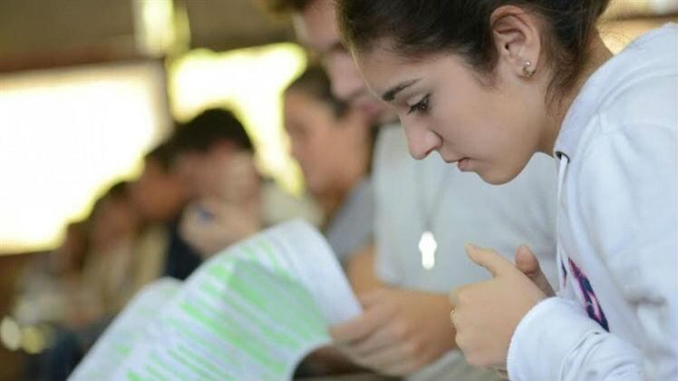 Las clases comienzan el 26 de febrero para todos los niveles en Mendoza. Sin embargo, hay que tener en cuenta que los estudiantes que ingresan a primer año de la secundaria comenzarán la ambientación el 14 de febrero.
