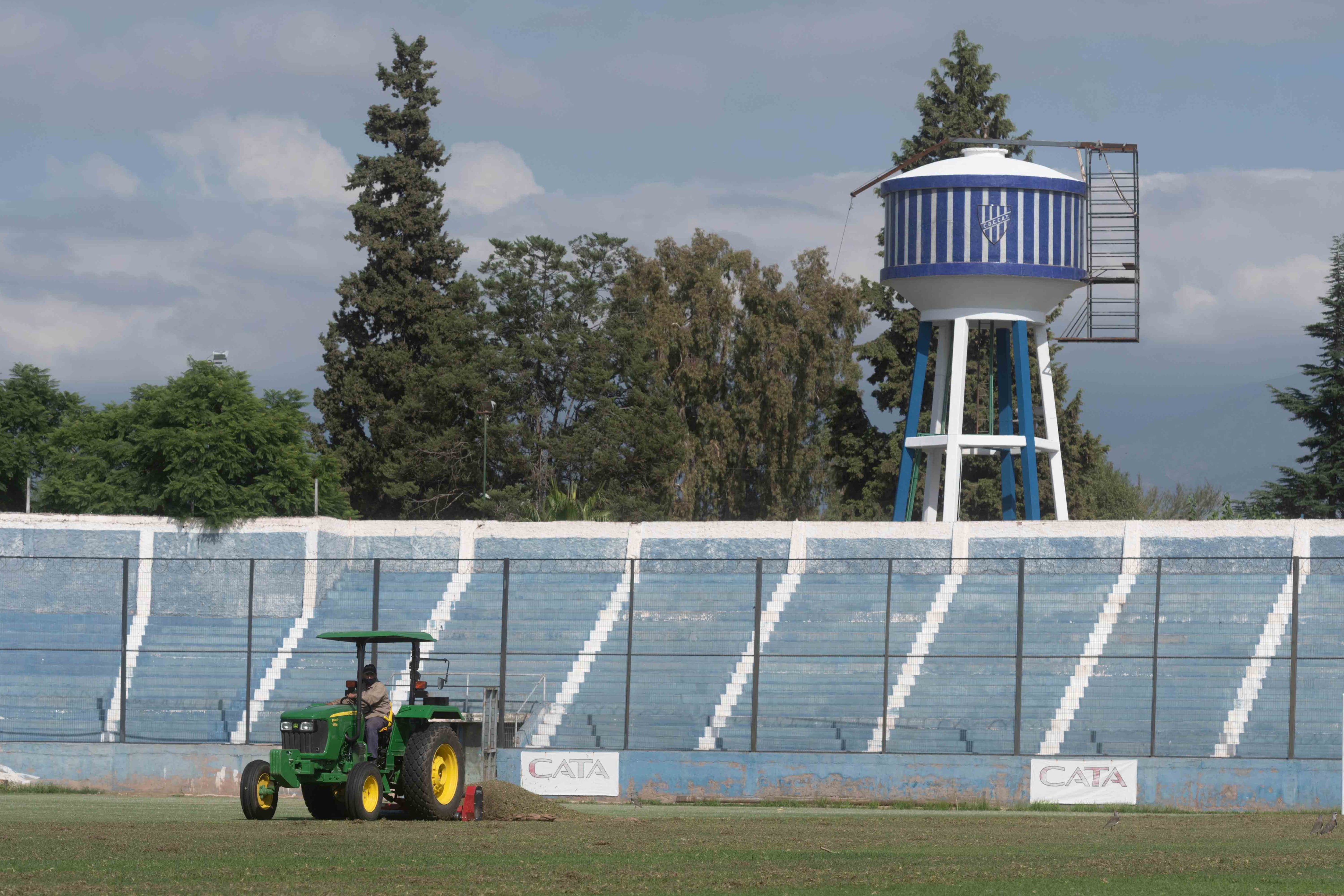 ¿Vuelta al Gambarte? se reactivaron los trabajos en el estadio del Tomba aunque reina la incertidumbre