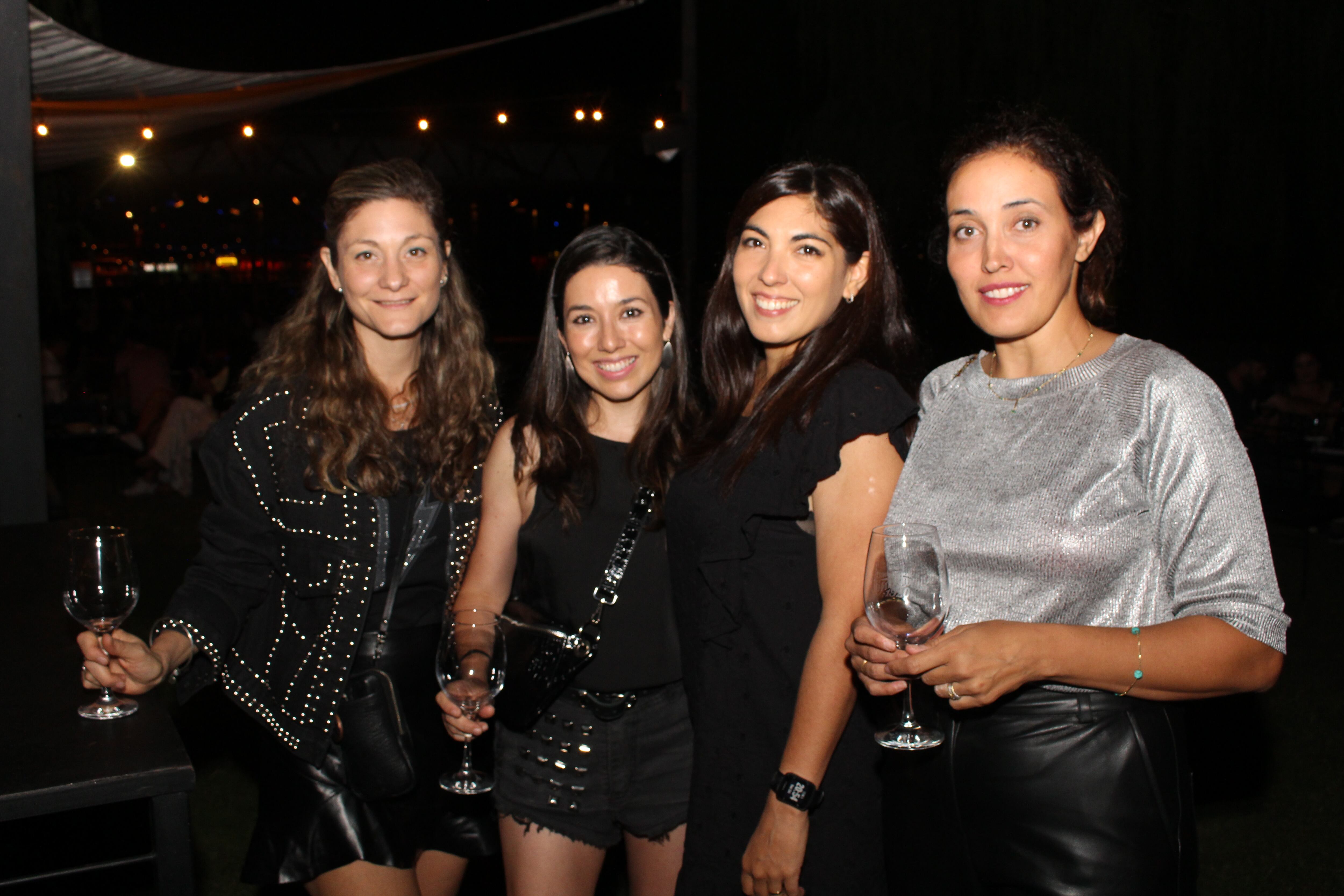 Guillermina Alaniz, Florencia Lauro, Ángeles Aredes y Emili Bernard.