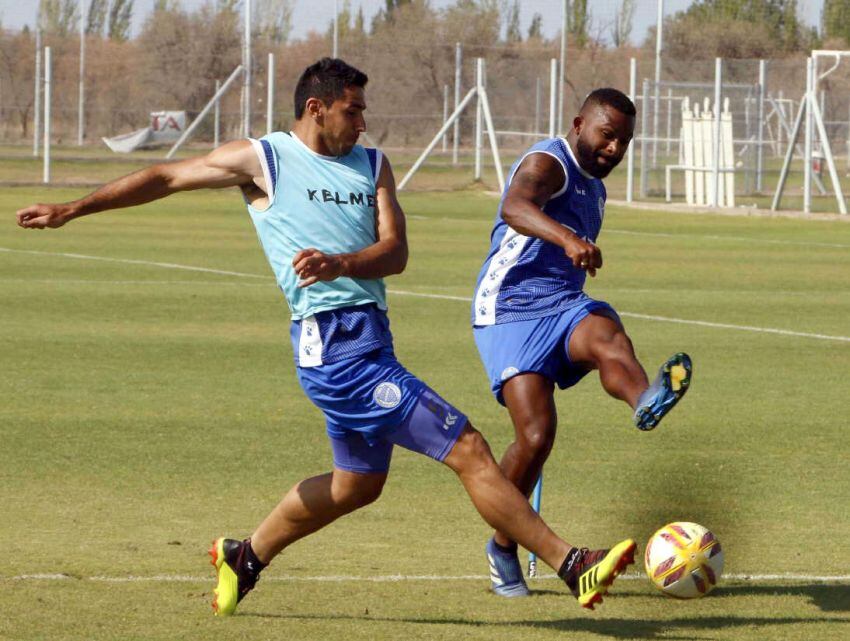 
El Morro García busca recuperar su mejor versión para ser carta de gol en La Boca. | Prensa Godoy Cruz
   