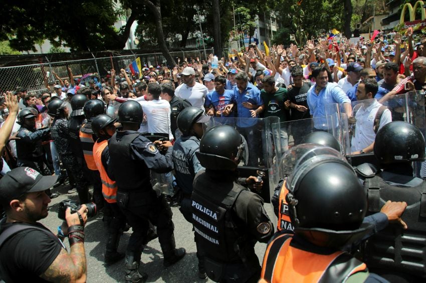 Venezuela: manifestaciones y represión tras un apagón histórico 