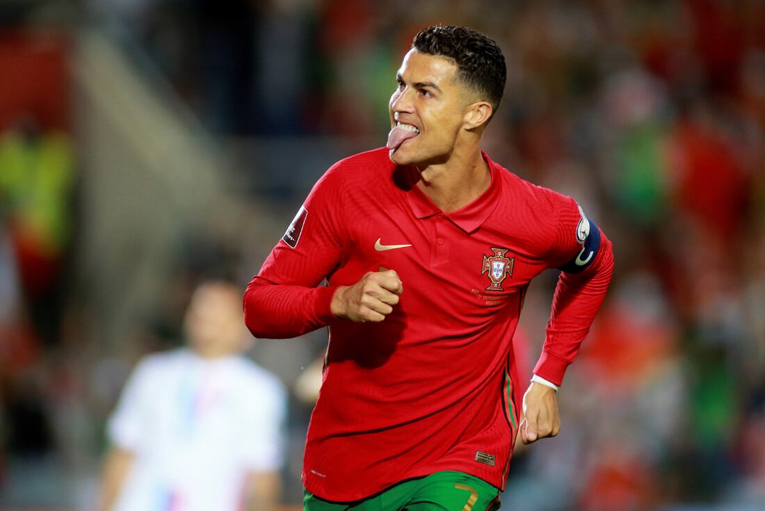 Cristiano Ronaldo está encendido y Portugal pelea su lugar para el Mundial de Qatar 2022. (AP)