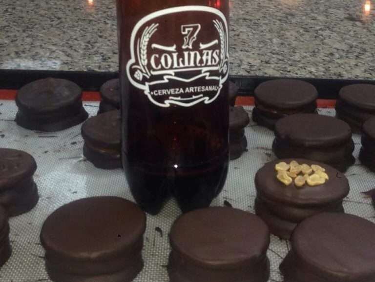 
    Vendrán bañados en chocolate negro, con y sin cobertura maní. - Gentileza / Vía Gualeguaychú
   