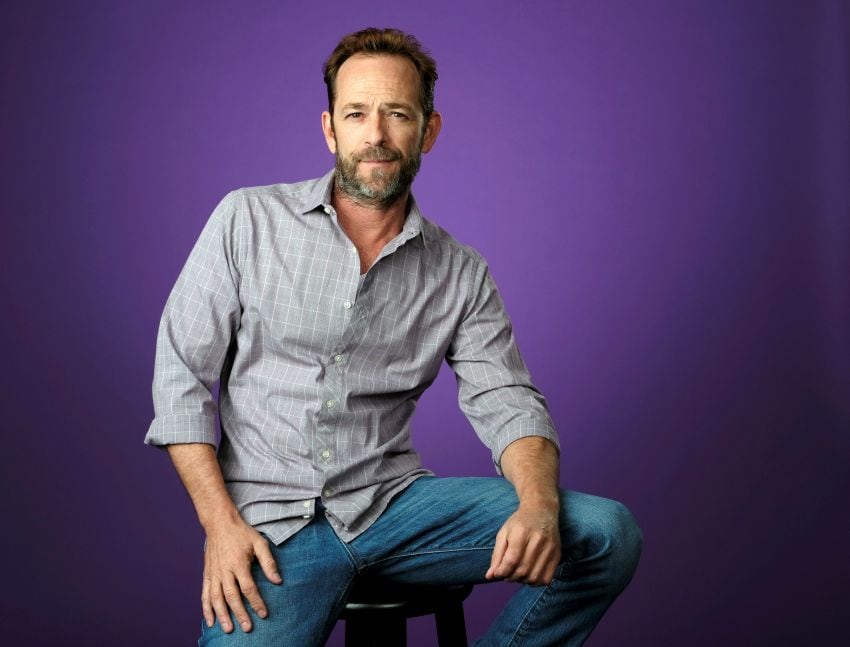 
    Luke Perry sufrió un ACV el mismo día que anunciaron el relanzamiento de la serie Beverly Hills 90210 - AFP
   