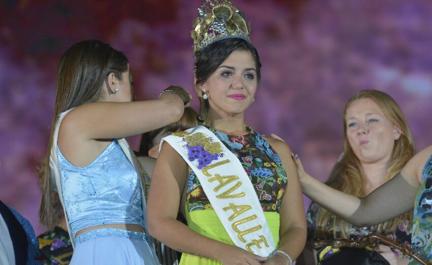 
Mayra representó al distrito de Jocolí. | Orlando Pelichotti / Los Andes
   