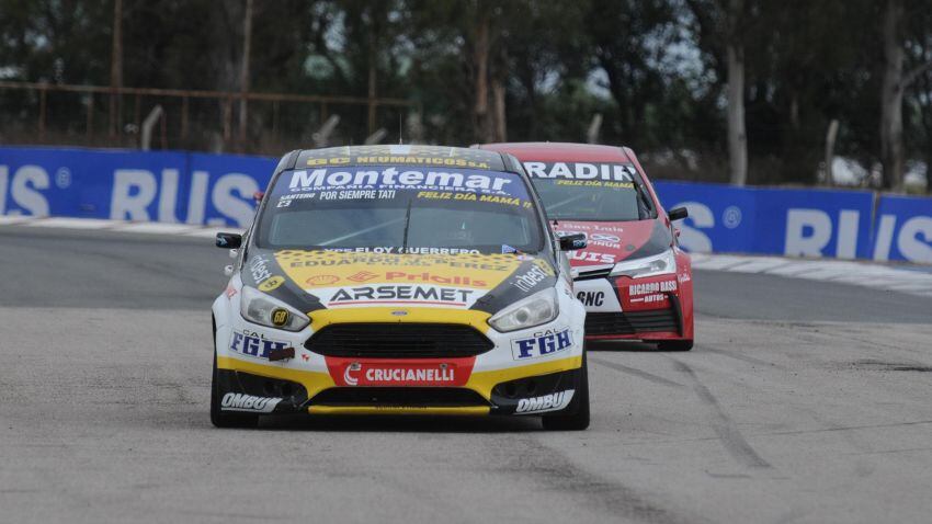 
Julián Santero | Julián Santero debió abandonar la final de la Clase 3 en Río Cuarto cuando venía segundo. La victoria fue para Fabricio Pezzini.
   