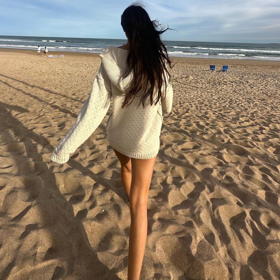 Zaira Nara muy relajada en Punta del Este