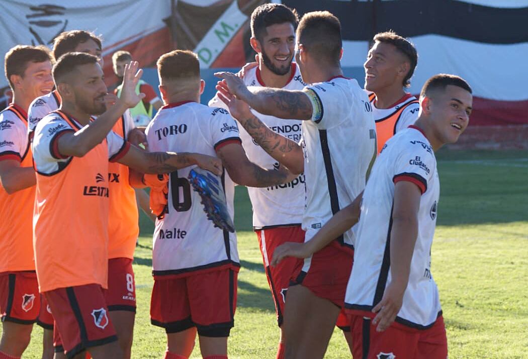 El Botellero metió su primer triunfo en el certamen y va por más. / 