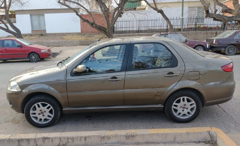 El auto robado en el que se movilizaba "Patita". Foto:  