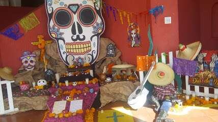 
Seres queridos. El día de los muertos, una celebración tradicional del país  | Los Andes
   