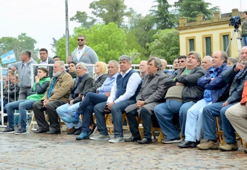 
Pablo Moyano, en la misa del sábado en Luján. | Twitter: @prensactep
   