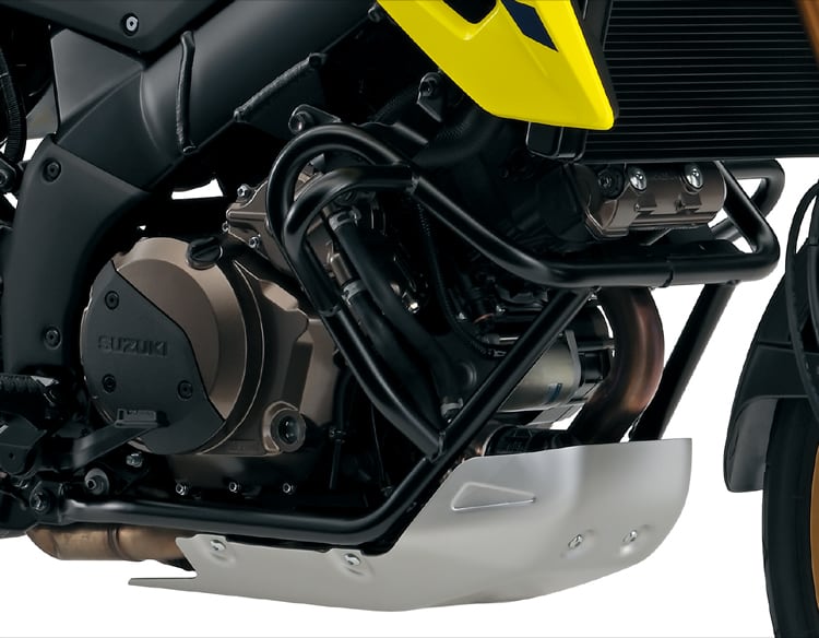 Con un moderno motor DOHC bicilíndrico en V a 90° de 1.037cc, la V-Strom 1050 DE alcanza una potencia máxima de 106 CV a 8.500 rpm.